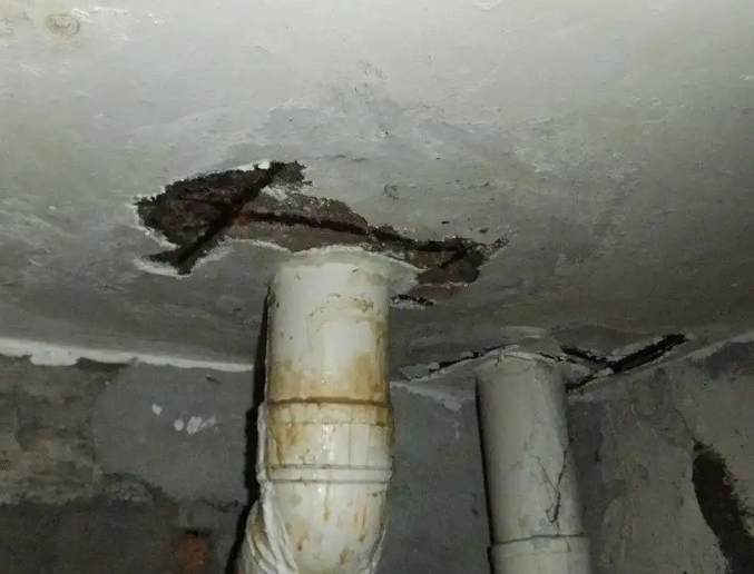 瓦房店卫生间漏水维修公司浅析瓦房店卫生间渗水维修的方法